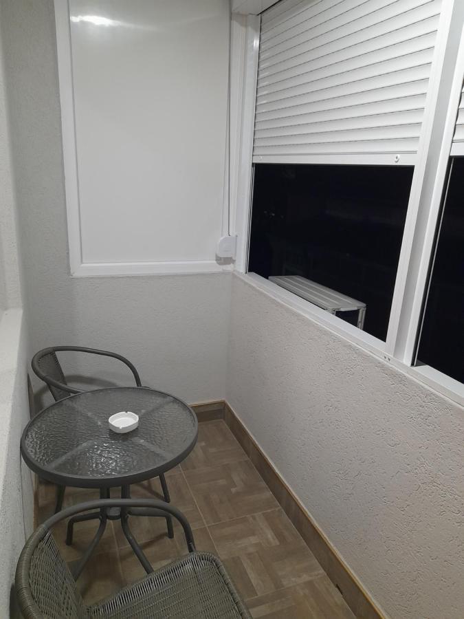 Holiday Apartaments 2 Ni Екстериор снимка
