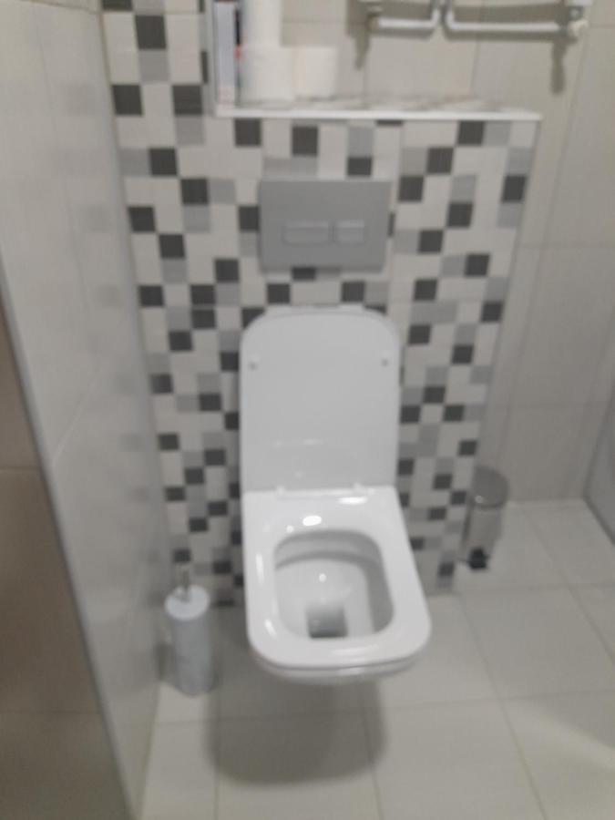 Holiday Apartaments 2 Ni Екстериор снимка