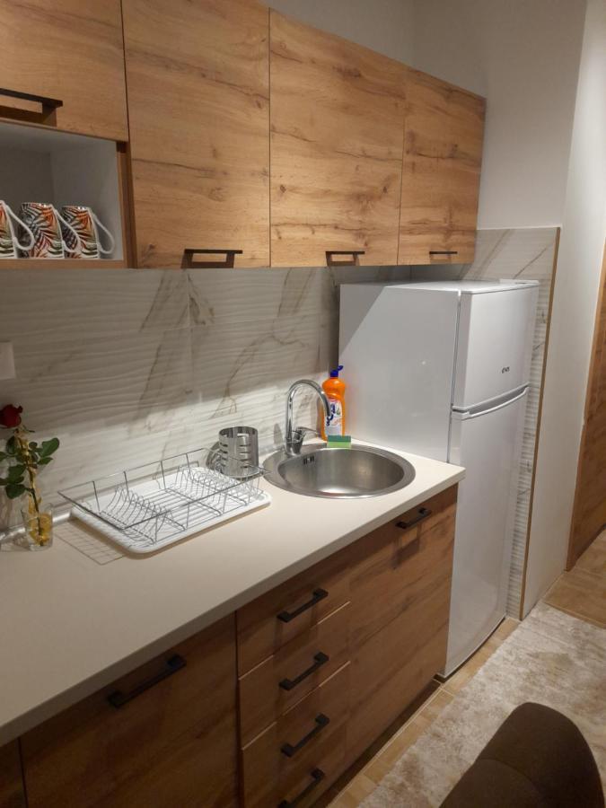 Holiday Apartaments 2 Ni Екстериор снимка