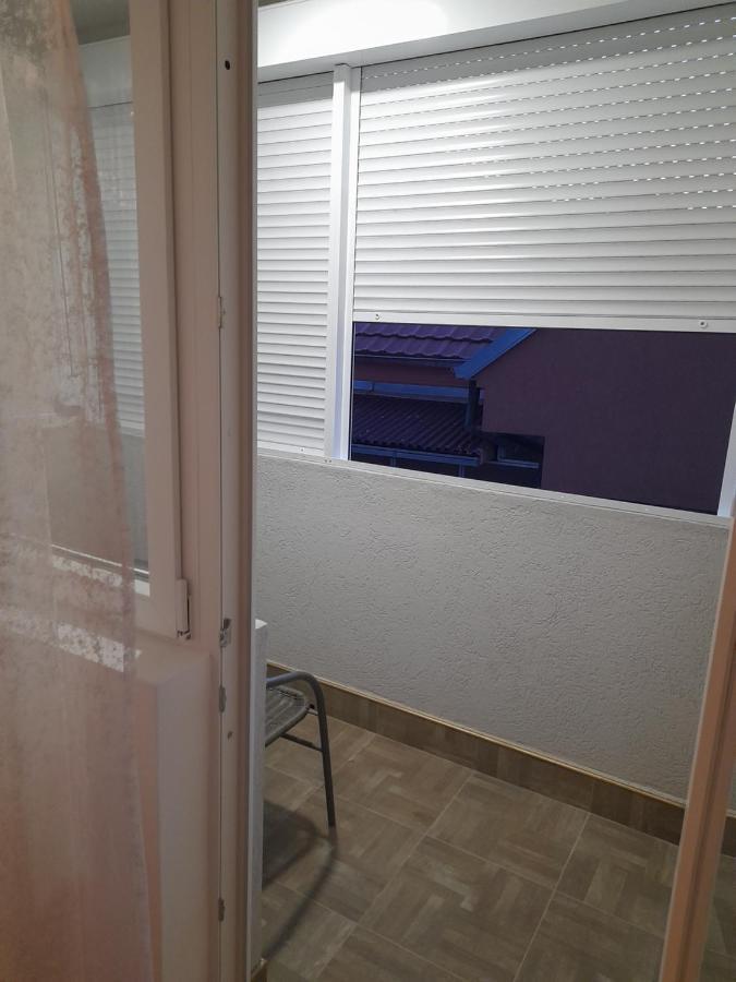 Holiday Apartaments 2 Ni Екстериор снимка